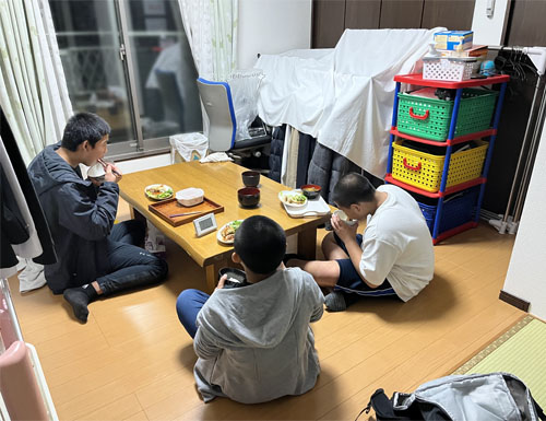一道館寮 室内